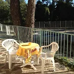 ホテル De La