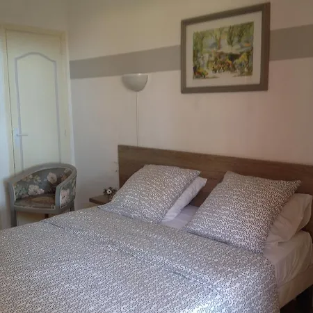 De La La Croix-Valmer