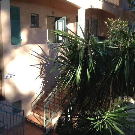 De La La Croix-Valmer