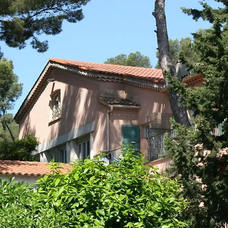 Hotel De La La Croix-Valmer