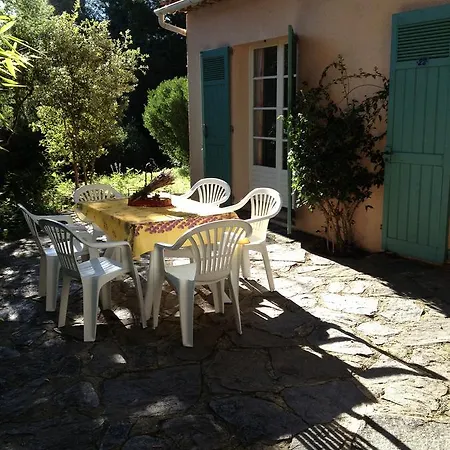 De La لا كروا فالميه